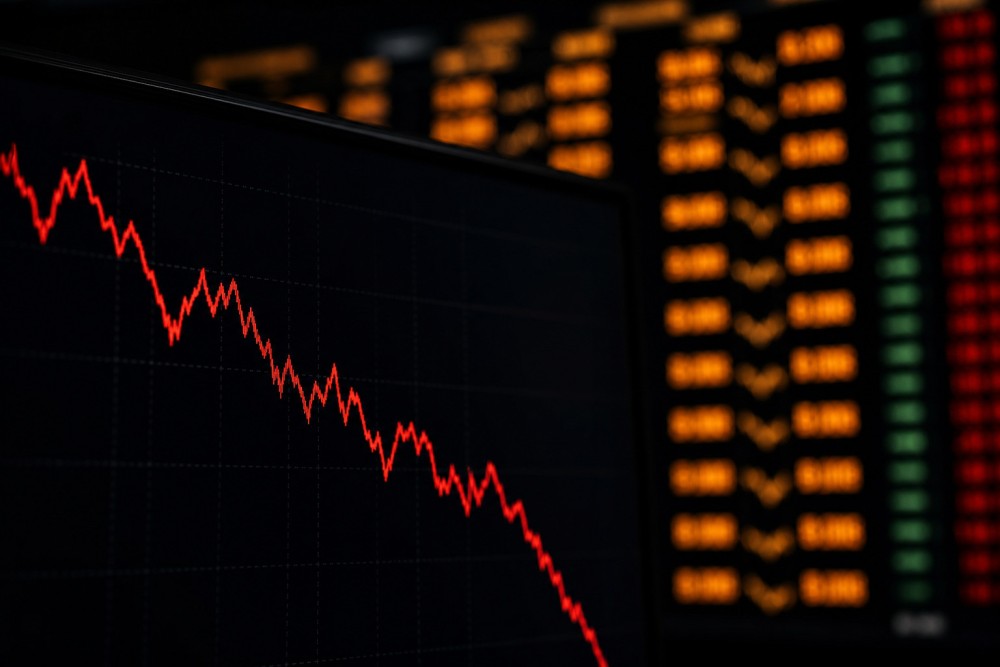 Wall Street Slides as Inflation Fears Lift Bond Yields