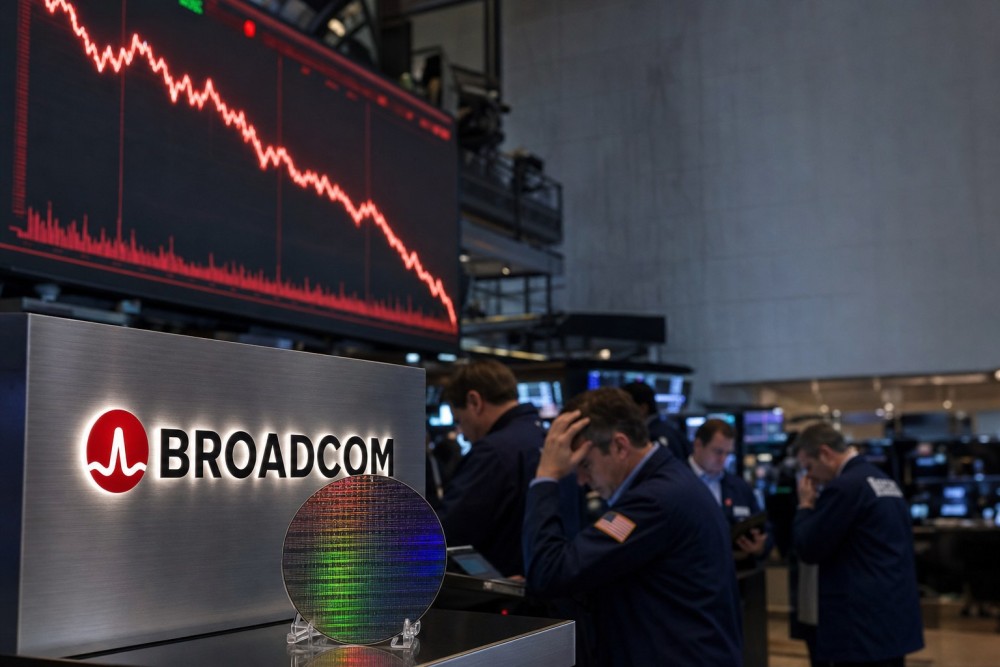 Saham AI Anjlok, Broadcom dan Nvidia Rontok