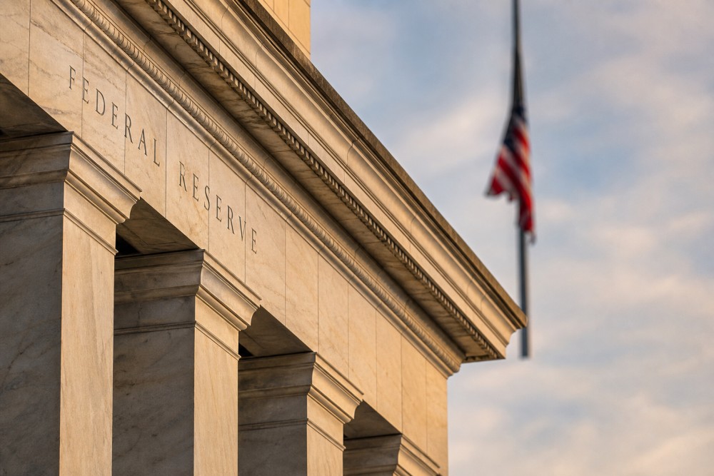 Warsh Takes Fed Chair May 15 as US Debt Hits 101%