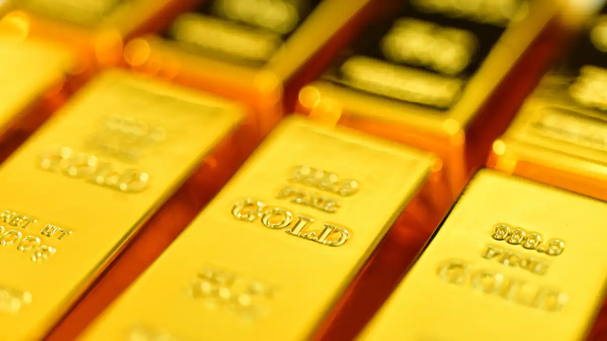 How Gold ETFs Track Gold Prices: GLD, GDX, and Structure Explained