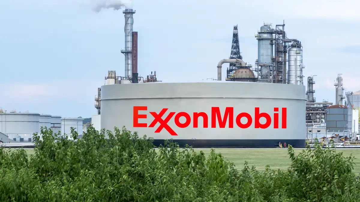 Cara Trading Exxon Mobil (XOM) saat Harga Minyak Naik