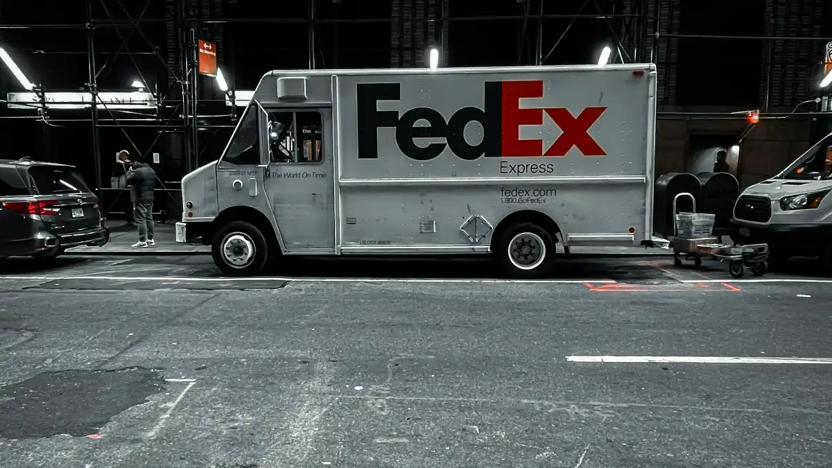 FedEx Pledges to Pass Illegal Tariff Refunds Back to Customers