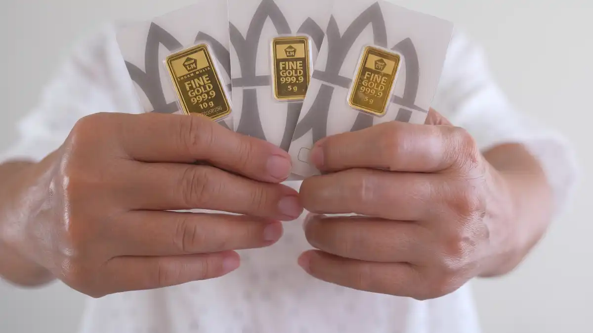 Harga Emas Hari Ini Rekor Lagi, Tembus Rp3,3 Juta per Gram