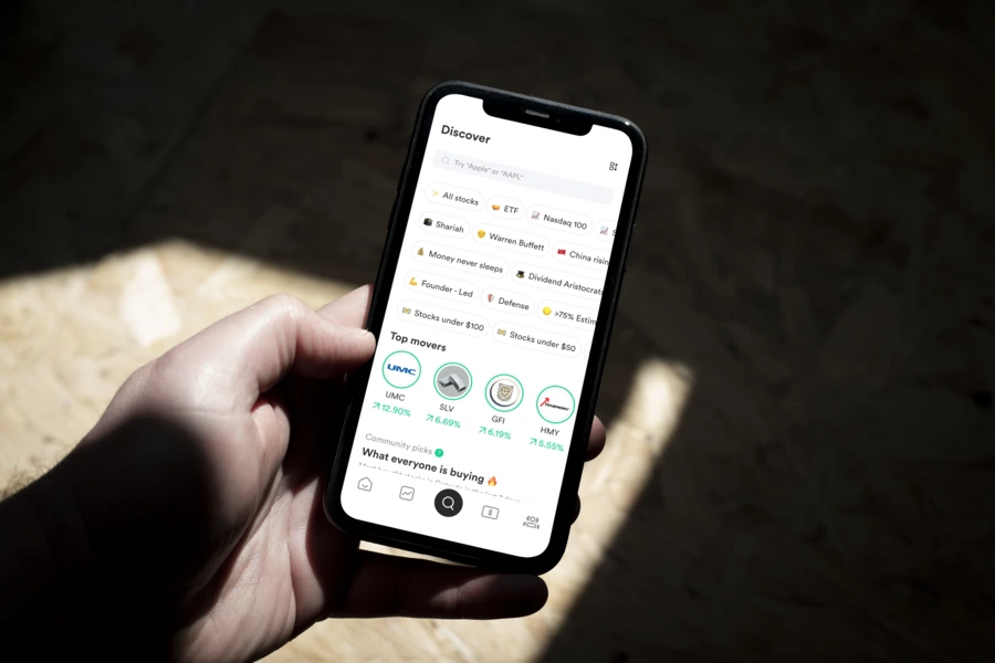 Top 5 AI Stocks for Beginners to Buy in 2026