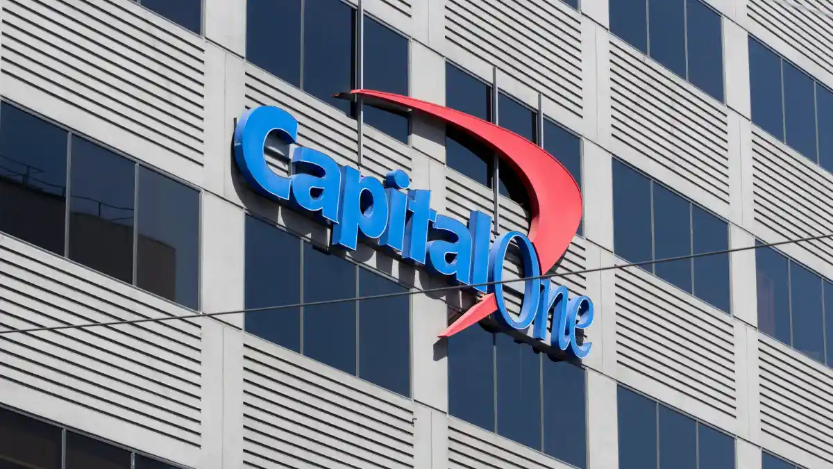 Laba Capital One Meroket Pasca Akuisisi Discover Umumkan Buyback $16 Miliar