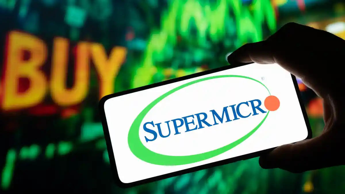 Saham SMCI Naik 6,8% Analis Pasang Target Harga $67