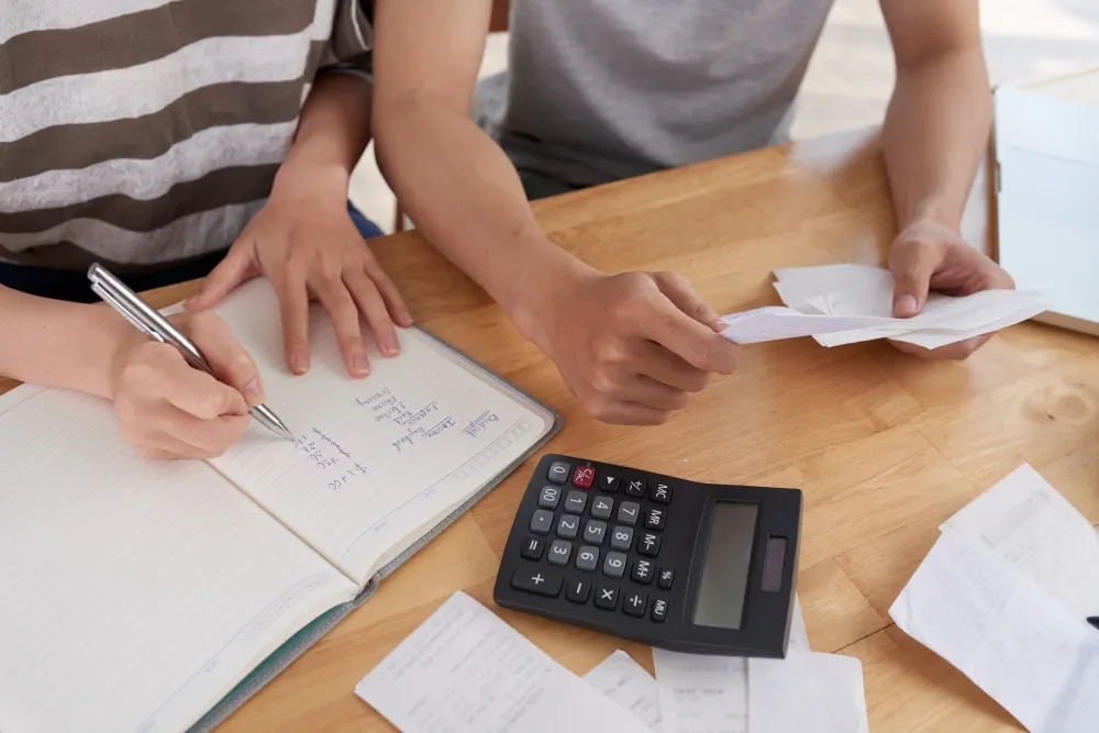 Menentukan Prioritas Finansial: Nabung, Investasi, atau Bangun Skill Dulu?