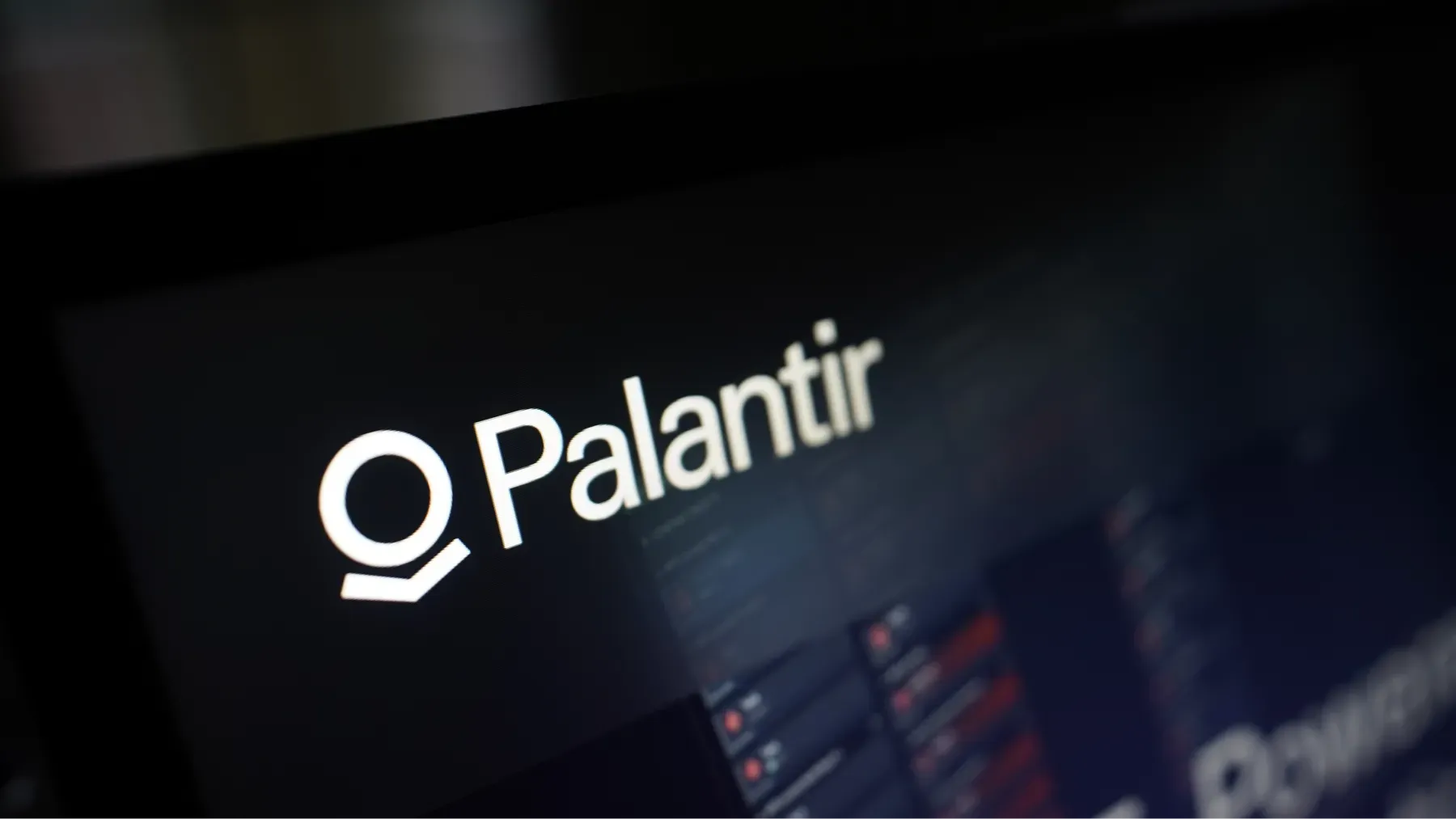 Palantir Raih Kontrak Kapal Selam Nuklir $448 Juta